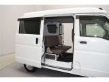 当店は全車『ロングラン保証』付!(1年間、距離無制限 HV車はHV保証付) 別途延長保証もご用意しております♪ ぜひ現車を確認にご来店ください