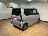 全ての車に納車日から1年間走行距離無制限の保証付きです!ダイハツ整備工場で整備してのお渡しなので安心してお乗りいただけますよ!
