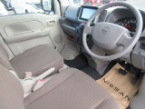 視界が良く運転性の良いフロントシート