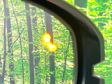 【ブラインドスポットインフォメーション】走行中、ドアミラーの死角になりやすい箇所に後続車が接近するとサイドミラー付近に警告を表示、ドライバーに注意喚起をしてくれます。