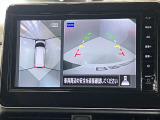 【アラウンドビューモニター】車を上から見下ろしているかのような映像で周囲の状況がひと目で確認、狭い駐車場に駐車するときも安心です♪
