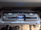 ■【ETC車載器】が装備されています。セットアップをしてお渡しとなり、ETCカードを差し込むだけで高速道路の利用が可能です。