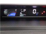 とっても見やすいメーターです。夜間時はラグジュアリーな気分にさせてくれる照明が魅力ですので、夜のドライブも楽しみになりますよ♪