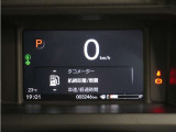 7インチの液晶メーターで、速度表示やHonda SENSING作動表示などを、分かりやすく表示 見やすさを追求したメーターです。