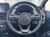 ステアリングスイッチ搭載!手を離さずに手元のスイッチでさまざまな操作が可能。運転中、視線をそらさなくても操作ができて安全です!