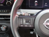 ステアリングスイッチ付きです。運転に集中できます。