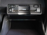 運転席お膝元にETCカード挿入口がございます。