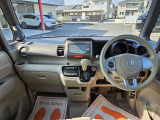 運転のしやすい配置でドライバーの負担を軽減します!