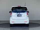 現車を確認できる方へ販売いたします。当社サービススタッフにて純正部品を使い点検整備を実施し、その後、ご納車させていただきますのでご安心してご利用いただけます。