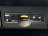 ETC車載器付。ETCが使用可能な道路通行料はキャッシュレスでスマートに走行できます。再セットアップして納車致します。