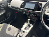店舗にて現車の確認もいただけますので、お電話で在庫のご確認の上是非ご来店くださいませ。