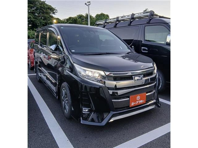 ノア 2.0 Si W×B III 禁煙車 黒革ハーフレザーシート