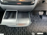 クオリティショップ」3つのお約束:「車&rArr;充実のラインナップと確かな保証」 高品質車からお買い得な車まで豊富に取り揃え、安心して走れる「ワイド保証」でサポート致します。