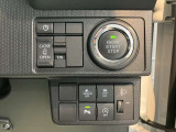ダイハツディーラーでは「ダイハツ認定U-CAR」という基準を設け、車選びに詳しくないお客様でも「安心して選べる」をご提供しています。