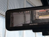 インテリジェントルームミラーです。画質も向上しよりクリアな後方視界で安全運転をサポートします。
