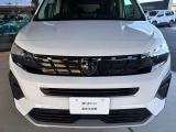 当店はシティライトグループのフレンチディーラーとなっており、岡山県初、日本最大級のDS AUTOMOBILESショールームをオープン 最新のCIに基づいた納車エリア、ラウンジ、レセプションを完備しております