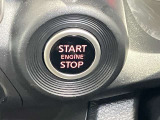 【プッシュ式エンジン】プッシュ式エンジンスタートでブレーキを踏んでボタンを押すだけでエンジン始動がスムーズ!!鍵をカバンに入れているだけでエンジンの始動が可能★とても便利な機能です