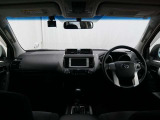 見通しのよいすっきりとした視界で、誰でも運転しやすいです。運転のしやすさは疲れにくさにも繋がりますよ♪