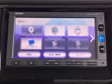 AVメニューはご覧の通り、様々なコンテンツに対応、ドライブを楽しく演出できます。詳しくはスタッフへお尋ねください。