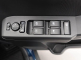 納車前に12ヶ月点検・エンジンオイル交換・ バッテリー交換・ワイパーゴム交換・キーレス、キーフリーの電池交換を実施しております。ダイハツの整備士がきっちりと点検したお車をお届けいたします!