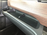 【小物置き】ちょっとした物を置くのに便利です!