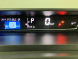 走行中も一目で分かるデジタルメーターでスピードのチェックもしやすいので、安全運転のお手伝いに!!!