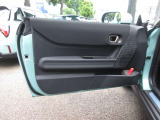 専門教育を受けた営業スタッフがお車選びからご購入後のケアまで丁寧にサポート。ご希望条件にぴったりの一台をご提案します。
