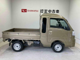 車両右側面からの写真になり。車をご覧になりたい時はお気軽に最寄りの店舗へご相談下さい。