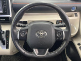 【純正革巻きステアリング】上質な革を使用することで、手にしっかり馴染みとても運転しやすいハンドルです♪