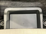 助手席アンダーボックスは運転用の替え靴や、車内に常備しておきたい子供用品、着替えた服などが収納できて便利です。女性に嬉しい収納スペースです★