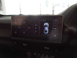 10.25インチタッチスクリーン。スマートフォンとの接続によりApple CarPlay・Android Autoをご利用いただけます。