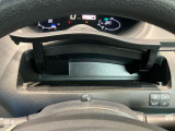 収納スペースもたくさん有ります☆車検証や小物類などすっきり収納♪