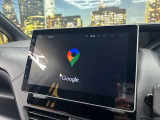 【ディスプレイオーディオ】スマホと同じ感覚の画面タッチ操作はもちろん、ハンズフリー通話や各種機能を音声操作できるので、運転中でも安心です♪