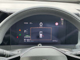 メーター内で様々な車の設定やデータの確認もできちゃいます!