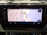 Volkswagen純正インフォテイメントシステムDiscoverPro、9.2インチフレームレス、タッチスクリーンナビゲーション装着