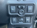 先進安全装置の各種スイッチが運転席右側にレイアウトされています。