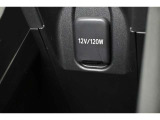 アクセサリーDC12Vソケット装備!