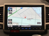 ナビゲーションはフルセグTV対応のGathers純正メモリーナビを搭載しています。Bluetoothオーディオ機能がありますので、スマートフォンなどの音楽も再生できます。
