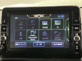 高性能で使いやすい日産純正ナビゲーションです。フルセグTVも鑑賞出来るしBluetooth機能付なのでお手持ちの携帯電話でハンドフリー通話も出来ます。
