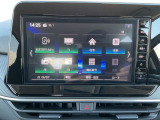 日産純正9インチメモリーナビ(MM223D-L)装備。スマートフォンによる部分地図更新、Bluetooth接続での音楽視聴、快適な画面操作と高音質なオーディオ再生。無料地図更新付きです。