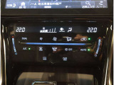 両側電動スライドドアもしっかり装備!簡単スイッチで一発開閉^