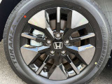 16インチアルミホイール