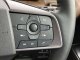 ステアリングスイッチ搭載!ハンドルひとつで手を離さなくても運転中視線をそらさなくても操作が出来て便利です