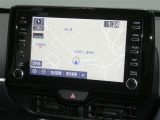 【8インチ純正ナビ】純正ナビを装備。タッチパネル式で使いやすく、詳細地図により目的地をピンポイントで設定できます。初めての道でも迷いにくく、ロングドライブも快適ですよ♪