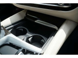 置くだけ充電装備☆お問い合わせは大阪BMW Premium Selection 吹田(0078-6002-613077)迄お願い致します☆〒564-0054大阪府吹田市芳野町5-55 06-4861-5515毎水曜、第二・第三火曜日定休 10:00〜18:00