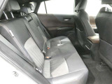 気になる汚れは「まるまるクリン」で解消! 当社の中古車はシートを外して隅々までキレイにクリーニングしてあります。