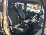 運転席、助手席共に綺麗です!