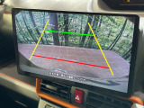 【バックカメラ】駐車時に後方がリアルタイム映像で確認できます。大型商業施設や立体駐車場での駐車時や、夜間のバック時に大活躍!運転スキルに関わらず、今や必須となった装備のひとつです!