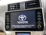 【メーカー純正ナビ】インテリアに溶け込むスタイリッシュな「専用設計」メーカーナビを装備♪視認性や操作性など基本性能にも優れ、より上質なカーライフをお楽しみいただけます。