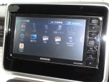 ナビゲーションはケンウッドメモリーナビ(MDV-S708W)を装着しております。AM、FM、CD、DVD再生、Bluetooth、音楽録音再生、フルセグTVがご使用いただけます。